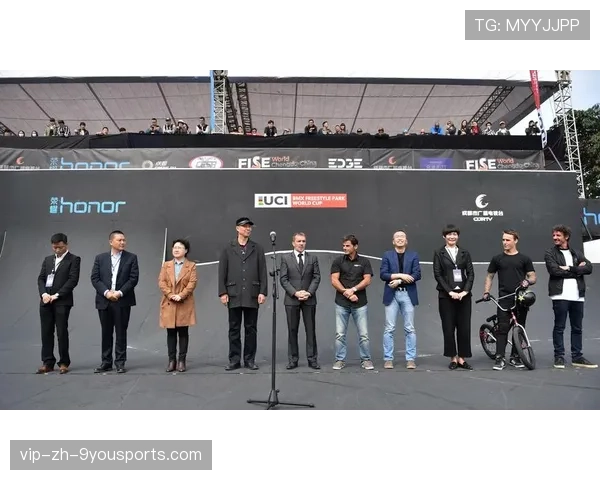 全球关注焦点，8支劲旅齐聚成都